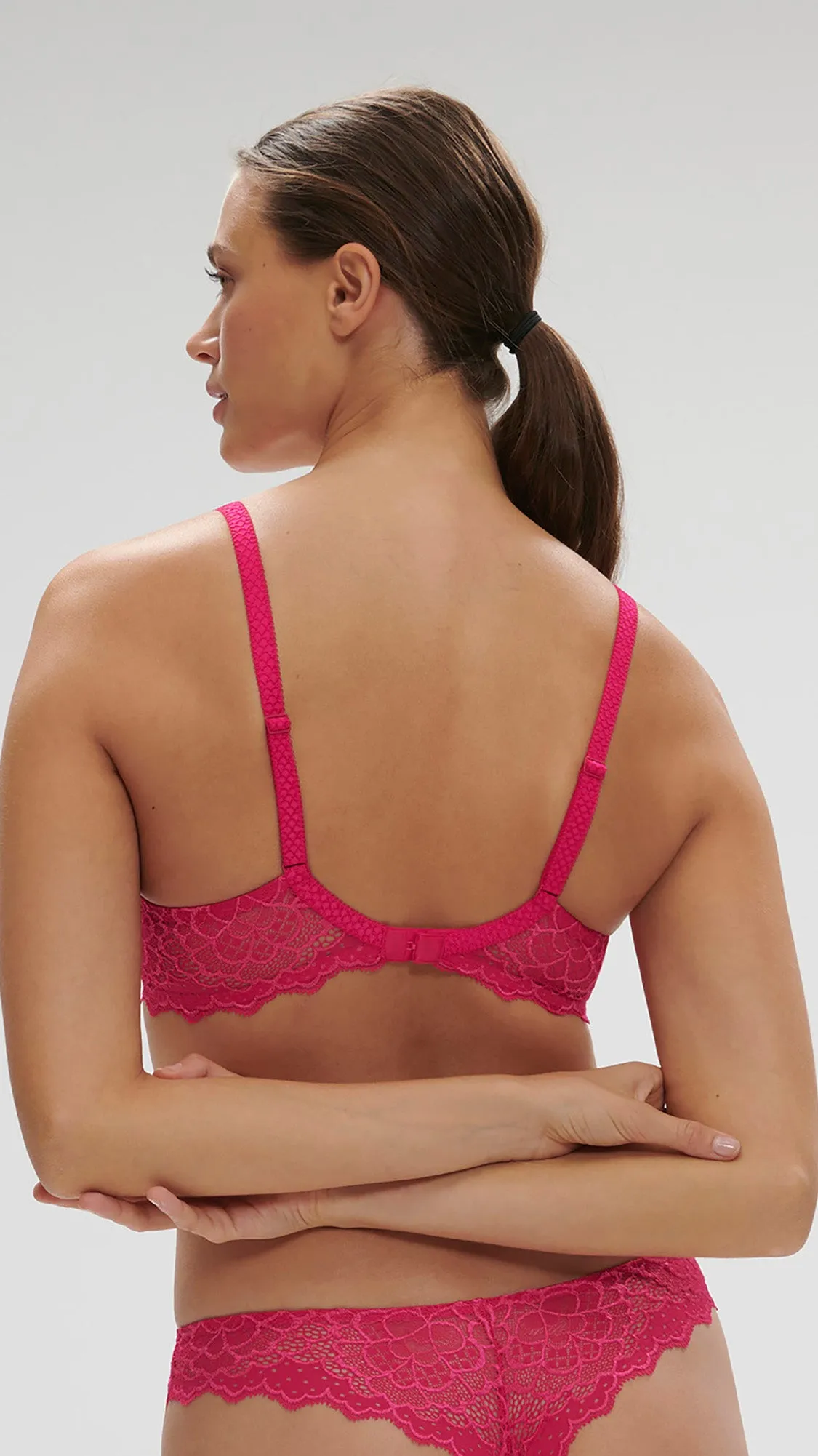 Caresse 3D Plunge - Teaberry Pink