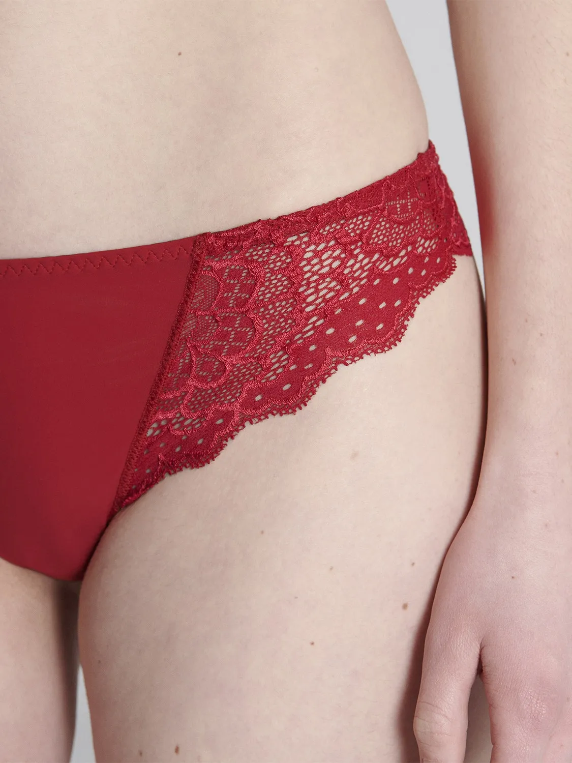 Caresse Tanga - Tango Red
