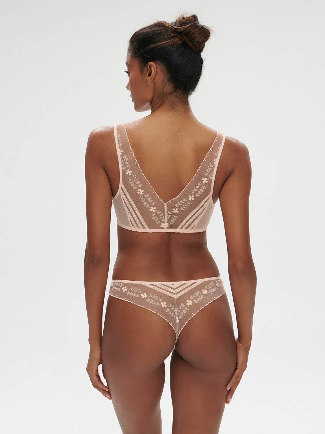 Marthe Tanga - Petal Powder