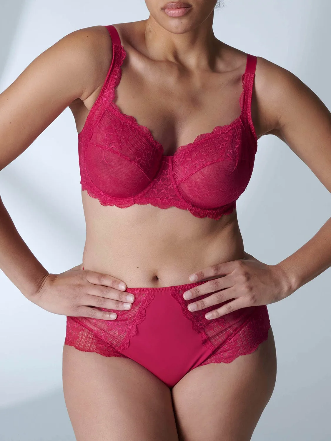 Reve Full Cup - Cranberry