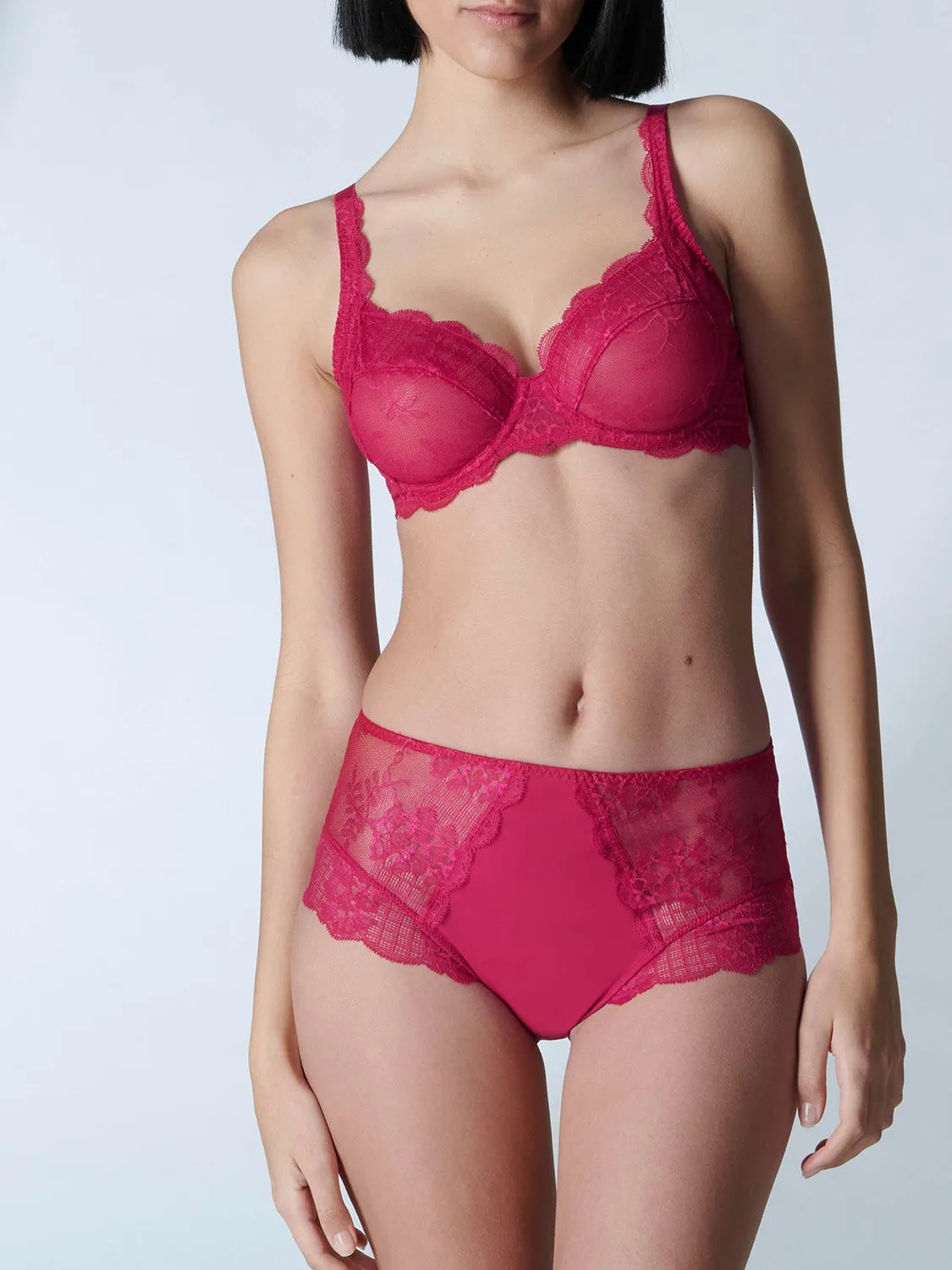 Reve Full Cup - Cranberry