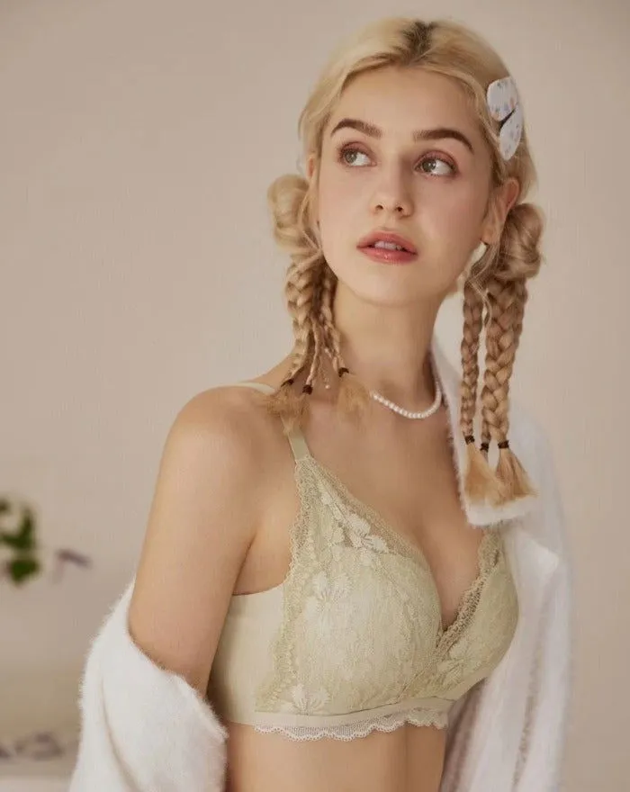 Sexy Laced Wireless Bra with Seamless Underwear Lingerie Set